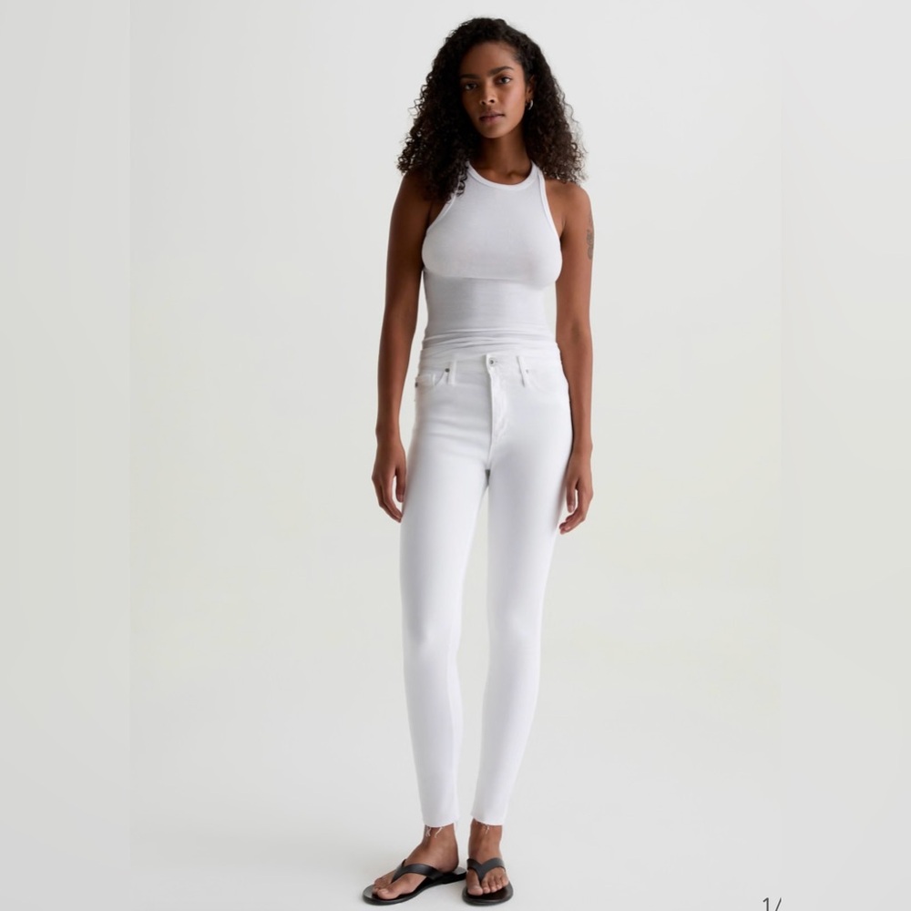 American Eagle women’s eight high-rise stretch, skinny jeans white color